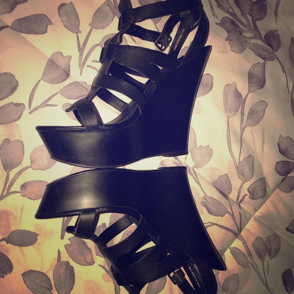 Steve Madden Black Wedge Sandals